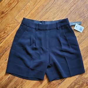 Violets & Roses Women's Black Tailored Shorts